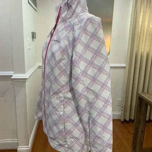 Columbia Women’s Jacket Sz small - Picture 4 of 7